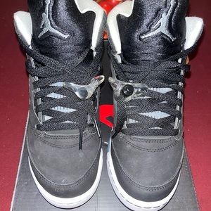 Retro Air Jordan 5 Grade School.